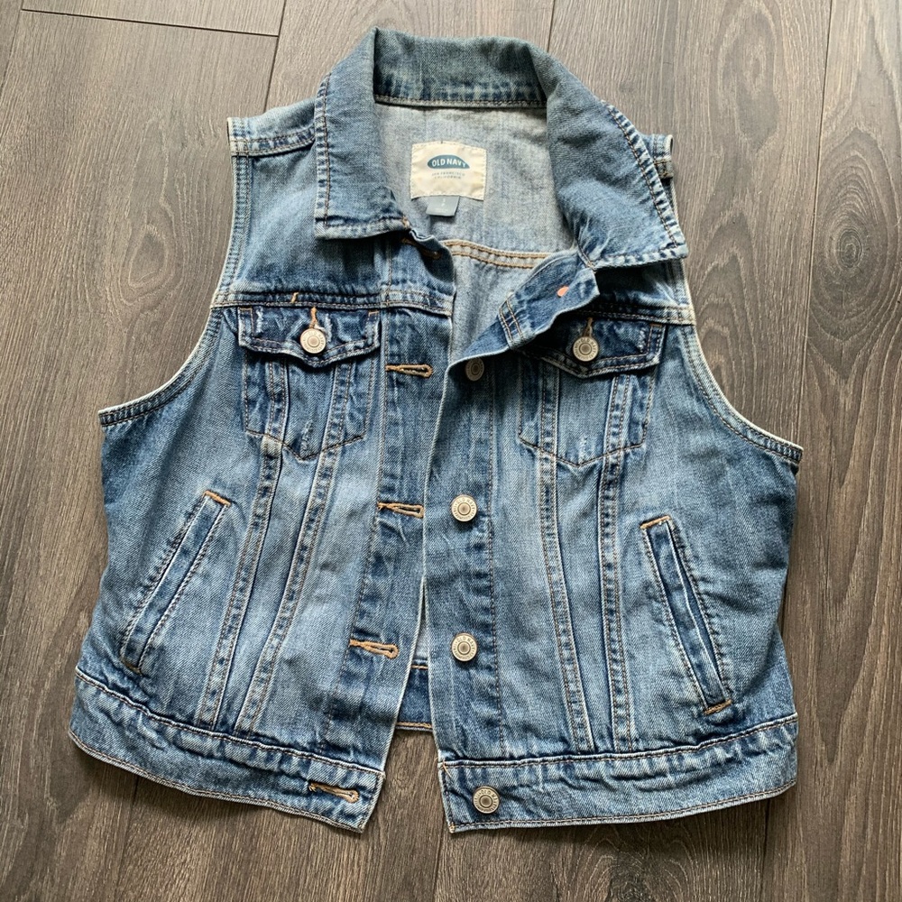 Cropped Light Denim Vest